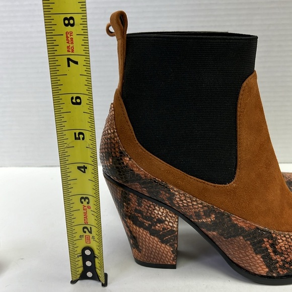 Deesigns by Dee Ocleppo 282213 Leather Ankle Boots Size 6.5 - Picture 10 of 13
